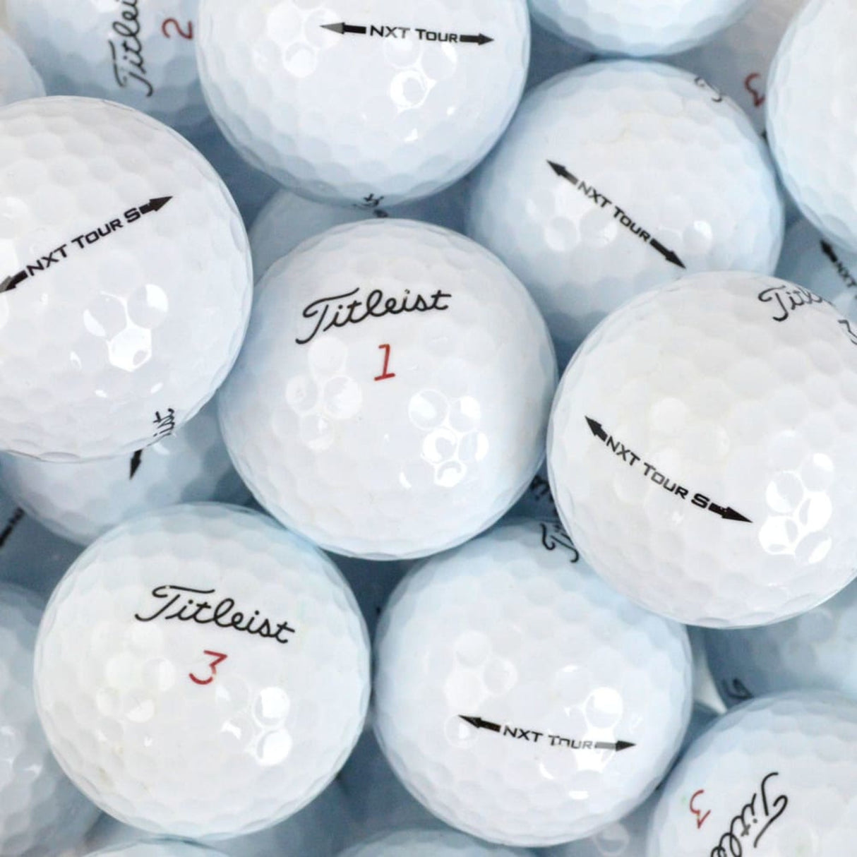 TITLEIST NXT Tour S Lakeballs